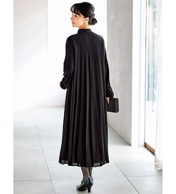 BELLUNA（ベルーナ）の「日本製素材！バックプリーツボウタイワンピース（ブラックフォーマル（喪服・礼服））」｜黒