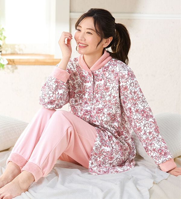 LAVIENNE（ラヴィエンヌ）の「首元がボアであたたかい裏起毛パジャマ（パジャマ・ルームウェア）」｜詳細画像