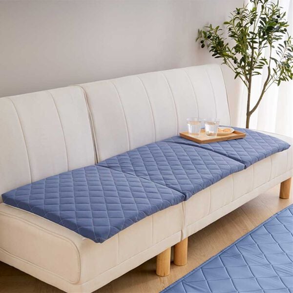 iellio（イエリオ）の「もちもち冷感・高反発洗えるソファパッド＜クッション・長座布団・ごろ寝マット・接触冷感・防ダニ・滑りにくい加工＞（ソファパッド）」｜ネイビー