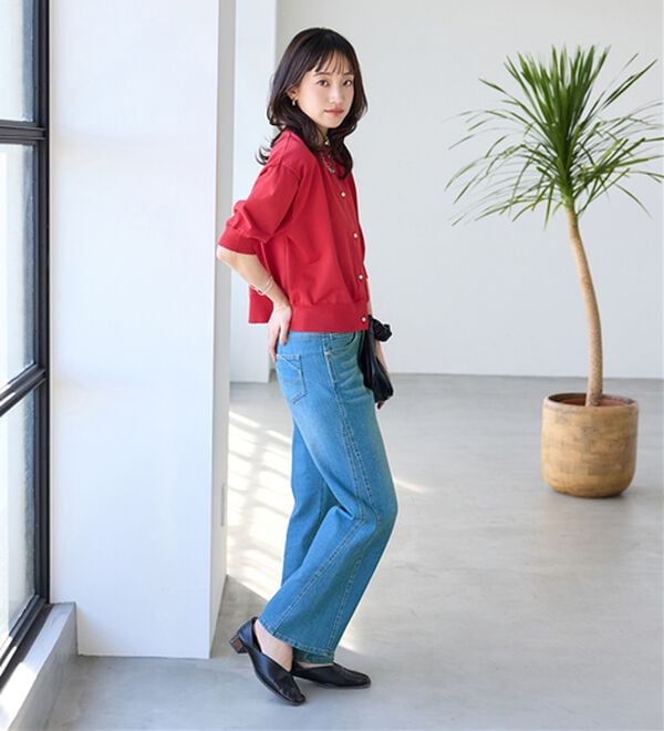 BELLUNA（ベルーナ）の「細見せ！セミフレアーデニムパンツ（フルレングスパンツ）」｜詳細画像