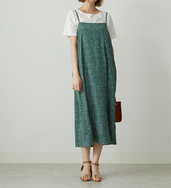 BELLUNA（ベルーナ）の「【2点セット】花柄プリントキャミワンピースアンサンブル（その他ワンピース）」｜詳細画像