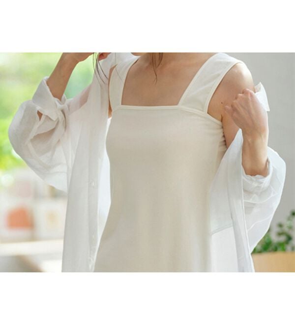 YU'NOW（ユナウ）の「【抗菌防臭】【吸水速乾】ブラ紐隠しのインナーワンピース（スリップ・ペチコート）」｜詳細画像