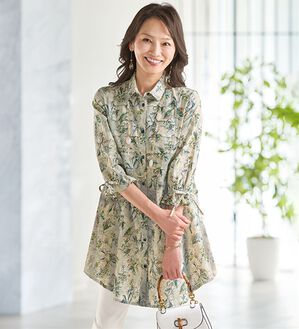 BELLUNA（ベルーナ）の「綿麻素材プリントタック使いチュニック（チュニック）」｜グレー系