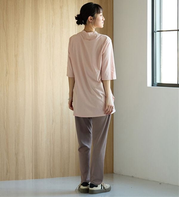 BELLUNA（ベルーナ）の「＜ＥＬＬＥ　Ａｃｔｉｖｅ＞多機能ロゴプリントチュニック（チュニック）」｜詳細画像