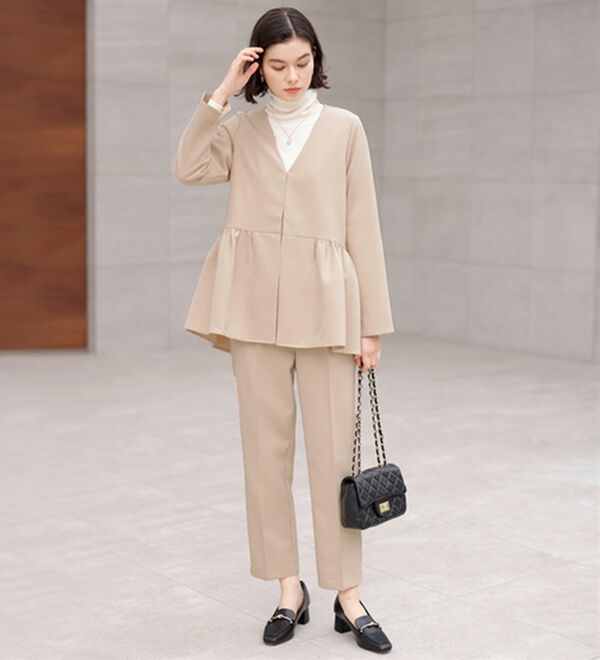 GeeRA（ジーラ）の「【2点セット】ペプラムジャケットセットアップスーツ（パンツスーツ）」｜詳細画像