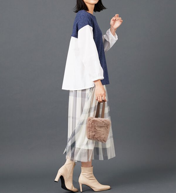 BELLUNA（ベルーナ）の「ラメ入り起毛素材シャツ切替プルオーバー（カットソー）」｜詳細画像