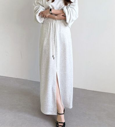 GeeRA（ジーラ）の「フロントスリットスウェットナロースカート（ロングスカート）」