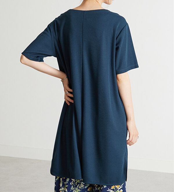 BELLUNA（ベルーナ）の「かのこ素材肩タックデザインワンピース（チュニック）」｜詳細画像