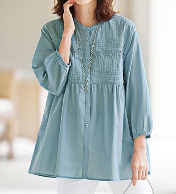 BELLUNA（ベルーナ）の「さらりとした肌心地綿１００％ピンタックブラウス（ブラウス）」｜ブルー