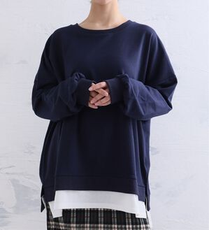 A HAPPY MARILYN（アハッピーマリリン）の「【Ｌ～１０Ｌ】ゆるっと楽ちん！着ぶくれ回避の　重ね着風　ミニ裏毛　プルオーバー（カットソー）」｜ネイビー／オフ