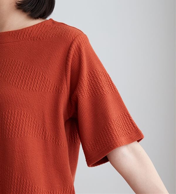 BELLUNA（ベルーナ）の「波柄ジャカード素材裾ボタンチュニック（チュニック）」｜詳細画像