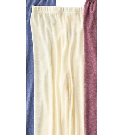 LAVIENNE（ラヴィエンヌ）の「うすくてのび～る発熱レギンス（５分丈）（肌着・インナーウェア）」