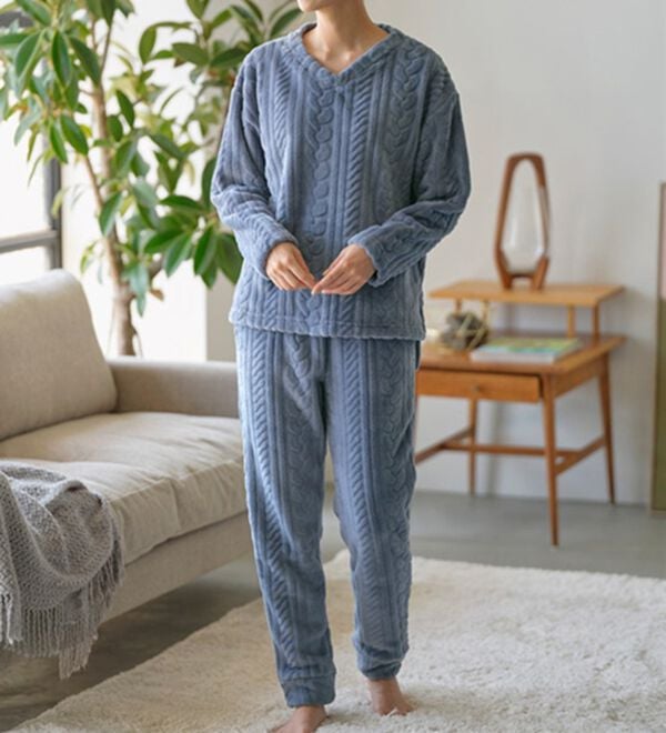 YU'NOW（ユナウ）の「ケーブルニット風フリースルームウェアセット（パジャマ・ルームウェア）」｜詳細画像