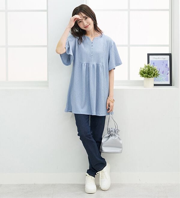 BELLUNA（ベルーナ）の「よく伸びてラク！ポコポコ着やせチュニック（チュニック）」｜詳細画像