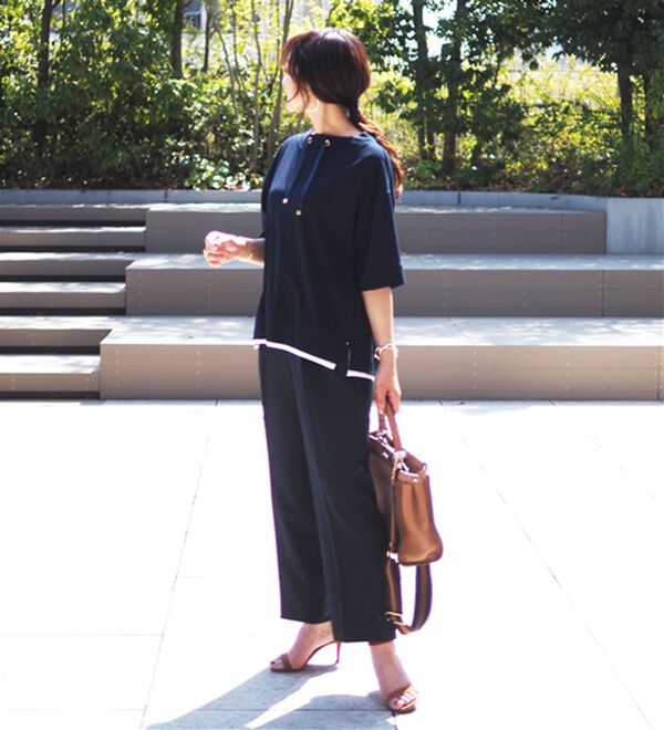 BELLUNA（ベルーナ）の「ワイドネックデザイン重ね着風プルオーバー（カットソー）」｜詳細画像