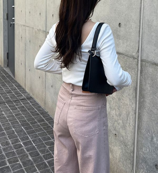 GeeRA（ジーラ）の「バックオープンリブトップス（カットソー）」｜詳細画像