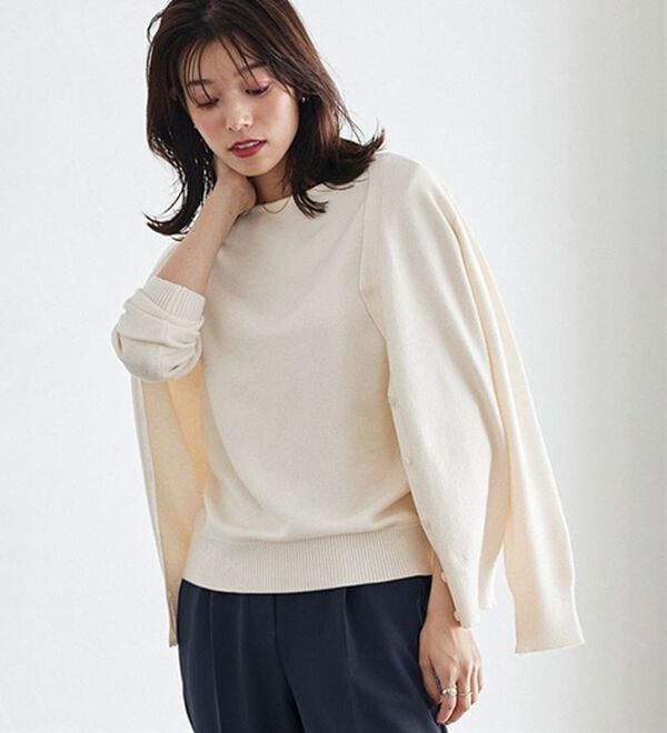 Pierrot（ピエロ）の「【Ｓ～３Ｌ】ネックが選べるプレミアムカシミヤタッチニット（ニット・セーター）」｜詳細画像