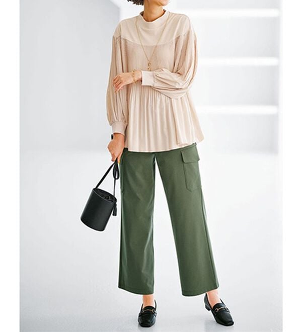 BELLUNA（ベルーナ）の「とろみ素材きれい見えカーゴパンツ（その他パンツ）」｜詳細画像