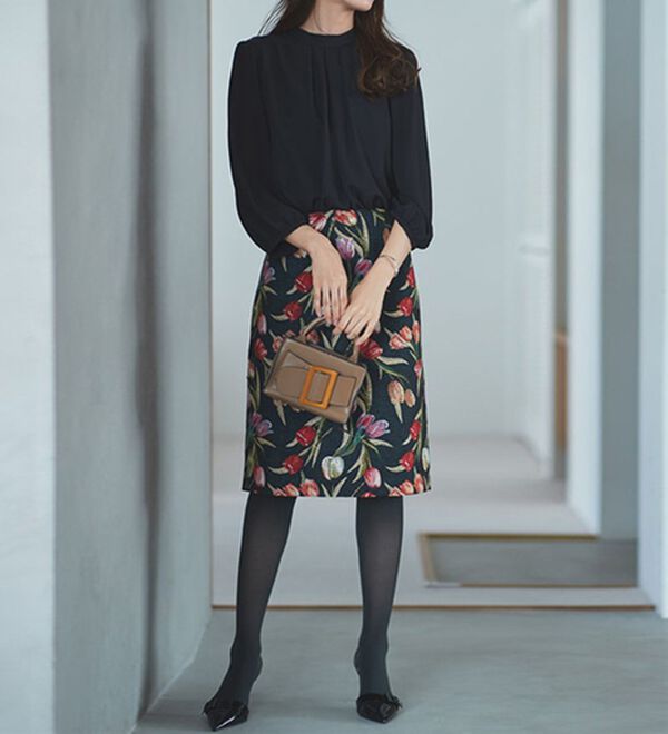 RANAN（ラナン）の「ゴブラン使いドッキングワンピース（ドッキングワンピース）」｜花柄