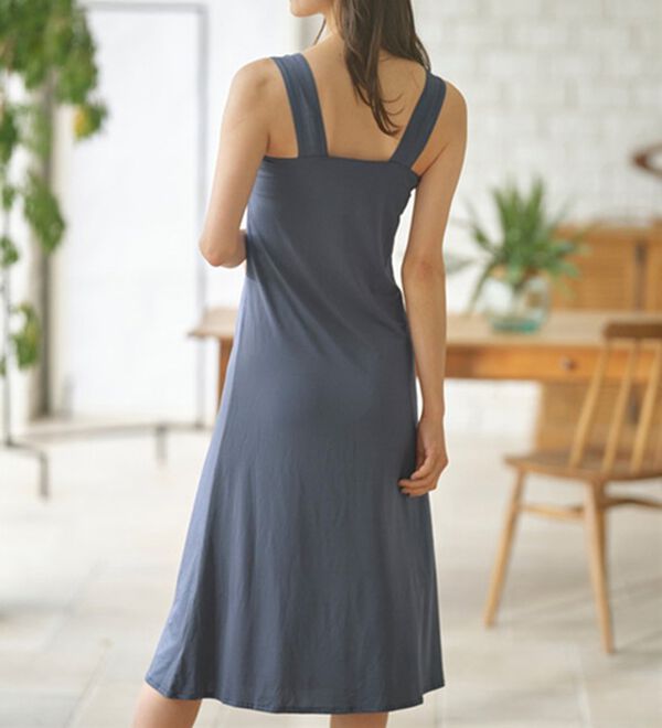 YU'NOW（ユナウ）の「ヒンヤリ冷感！【制菌】ブラ紐隠しのインナーワンピース（スリップ・ペチコート）」｜詳細画像