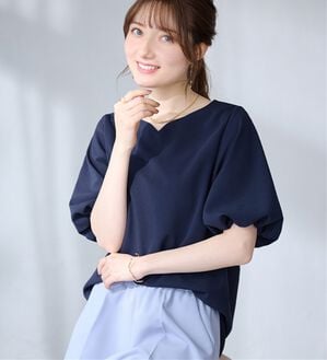 alotta（アロッタ）の「【接触冷感】パフ袖ハートネックブラウスＴシャツ（ブラウス）」｜ネイビー