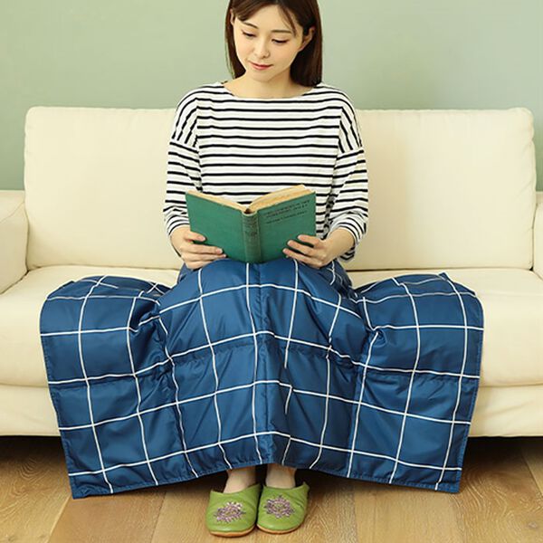 「おしゃれなダウンケット　ｊｕｌｌｙａｄａｍｓ＜羽毛肌掛布団＞（掛布団）」｜詳細画像