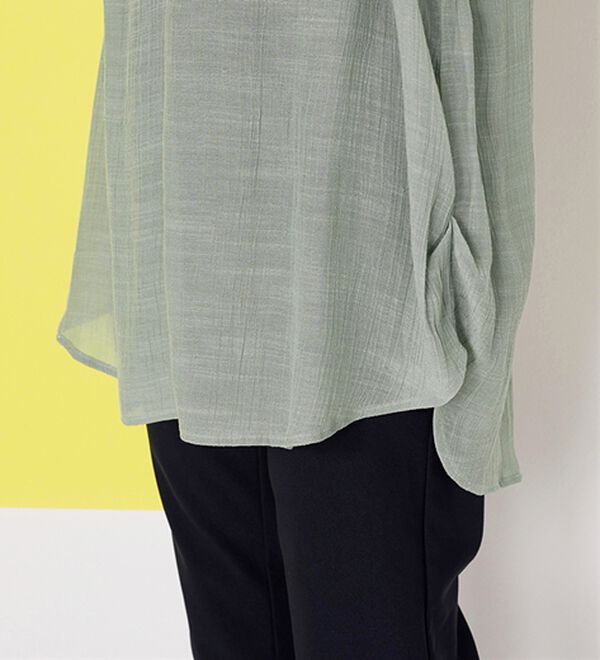 BELLUNA（ベルーナ）の「【シャツ+インナーのセット】スラブ素材ボタン使い裾タックシャツアンサンブル（アンサンブル）」｜詳細画像
