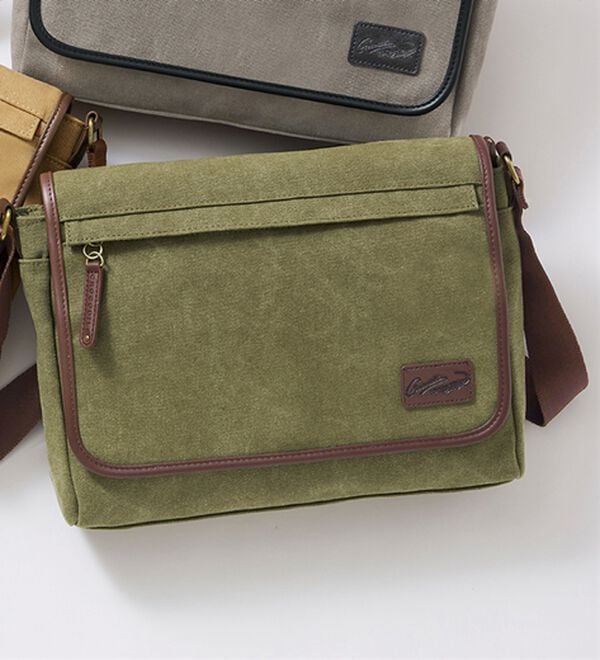 「＜クロコダイル＞洗い加工帆布バッグ（その他メンズバッグ）」｜カーキ