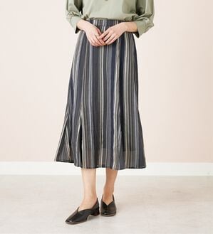 BELLUNA（ベルーナ）の「シフォン素材プリント使いスカート（ロングスカート）」｜ランダムストライプ