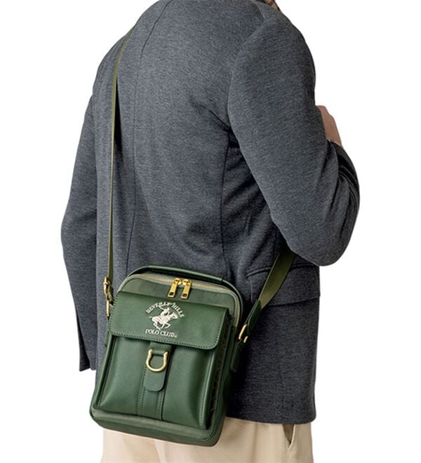 「＜ビバリーヒルズ・ポロクラブ＞縦型ショルダーバッグ（メンズショルダーバッグ）」｜詳細画像