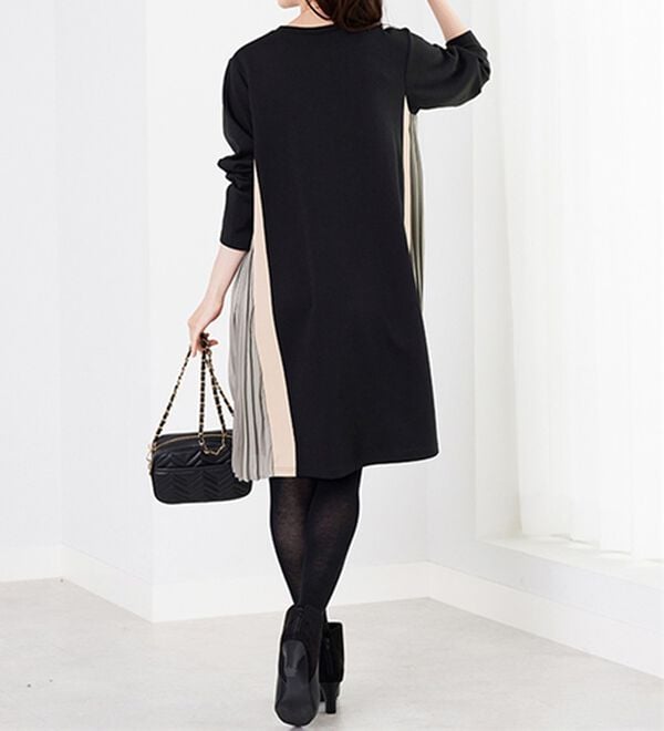 BELLUNA（ベルーナ）の「サイドプリーツ配色切替ワンピース（チュニックワンピース）」｜詳細画像