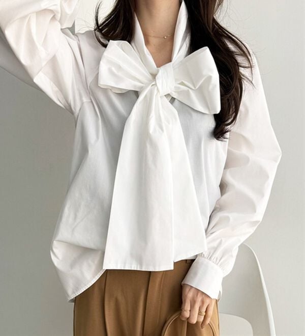 GeeRA（ジーラ）の「ボリュームボウタイブラウス（ブラウス）」｜詳細画像