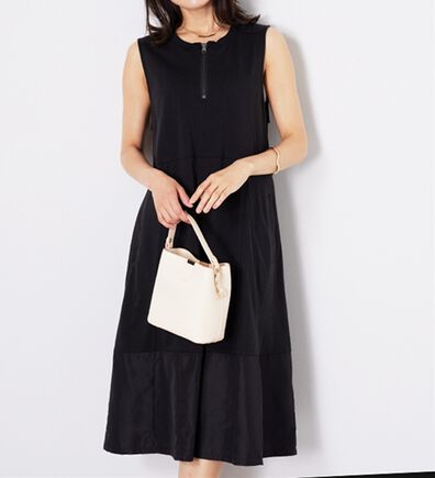 BELLUNA（ベルーナ）の「【Ｌａｇｒｉｌｕａ】異素材切替ジャンパースカート（ジャンパースカート）」