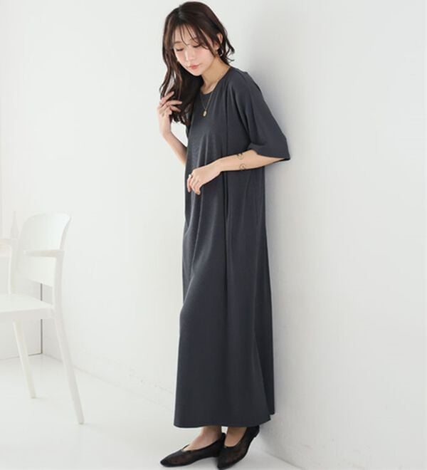 A HAPPY MARILYN（アハッピーマリリン）の「【Ｌ～８Ｌ】【選べる袖丈】さらとろリブワンピース（ロングワンピース）」｜詳細画像