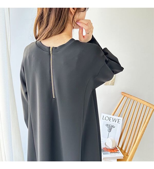 GeeRA（ジーラ）の「【再入荷】1枚で決まる！ハーフジップフレアワンピース（カットソーワンピース）」｜詳細画像