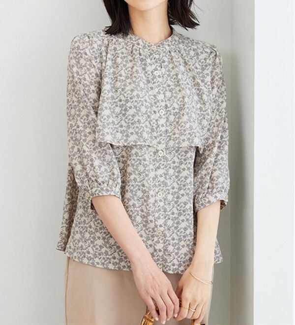 BELLUNA（ベルーナ）の「ケープ風デザインブラウス（ブラウス）」｜詳細画像