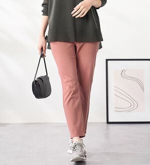 BELLUNA（ベルーナ）の「【再入荷】美ストレッチ素材アンクル丈レギンスパンツ（クロップドパンツ）」｜コーラル