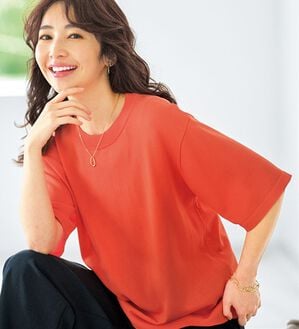 BELLUNA（ベルーナ）の「【快適Ｌａｂ．】シャリ冷！洗える多機能ニットＴシャツ（ニット・セーター）」｜コーラル