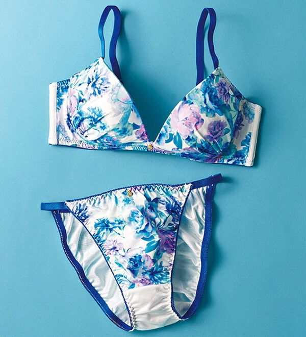 YU'NOW（ユナウ）の「ぷるるん谷間のノンワイヤーブラ＆ショーツセット（ブラジャー＆ショーツセット）」｜詳細画像