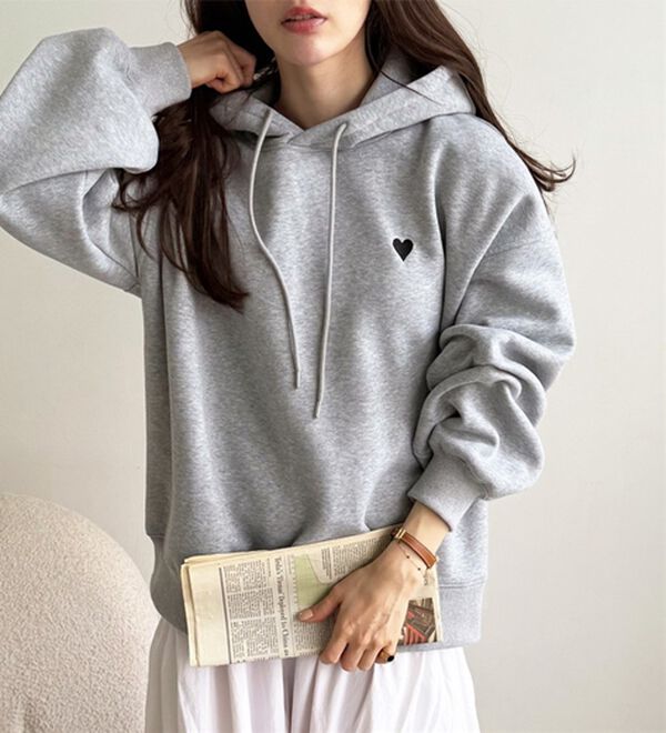 GeeRA（ジーラ）の「ハート刺繍裏起毛スウェットパーカー（パーカー）」｜詳細画像