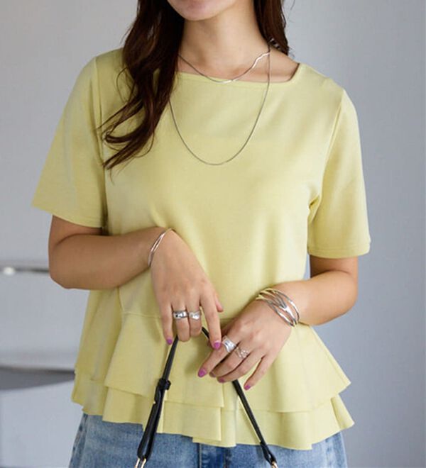 alotta（アロッタ）の「スクエアネックティアードトップス（カットソー）」｜イエロー