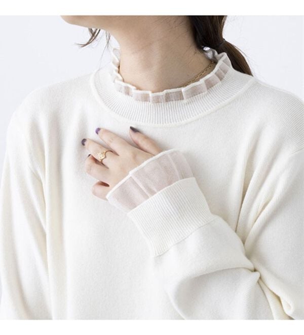 BELLUNA（ベルーナ）の「衿＆袖シアーニット使いプルオーバー（ニット・セーター）」｜詳細画像