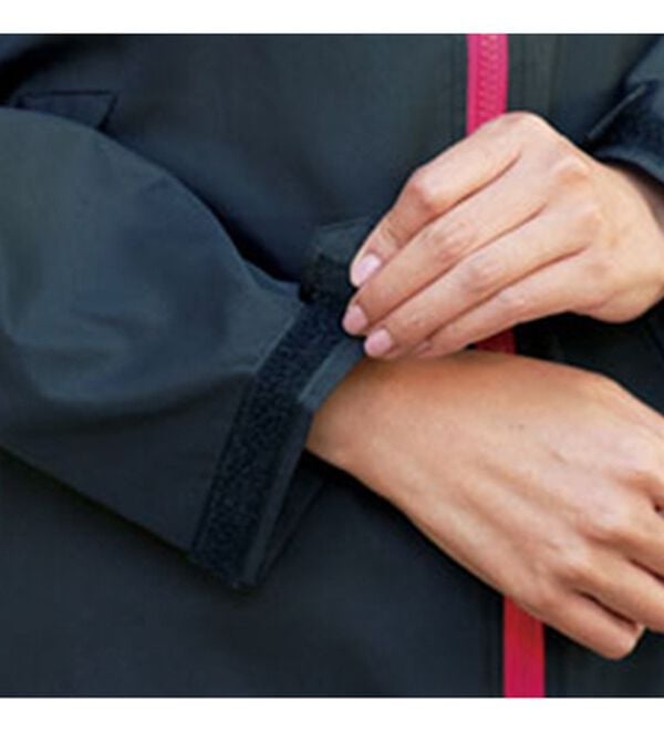 BELLUNA（ベルーナ）の「かばんもすっぽり！はっ水ジャケット（ハーフコート）」｜詳細画像