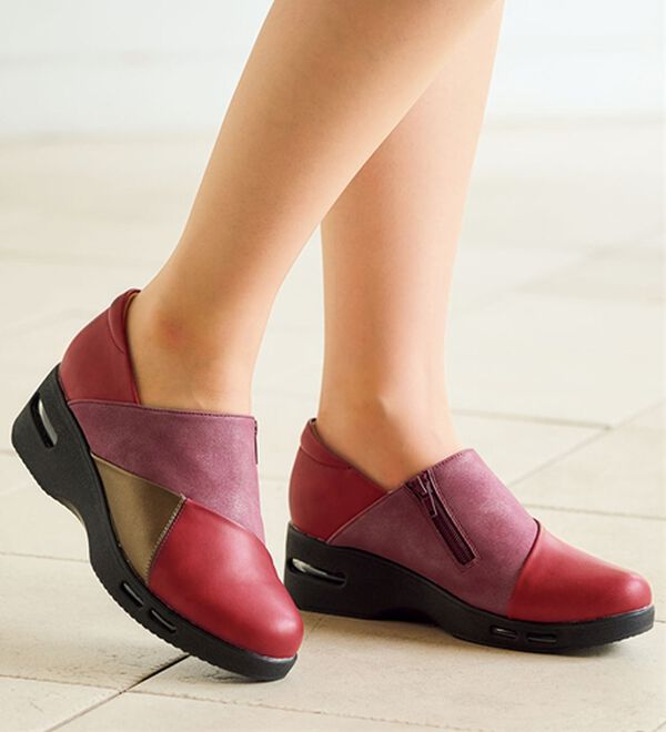 BELLUNA（ベルーナ）の「４Ｅダブルエア切替シューズ（スリッポン）」｜詳細画像