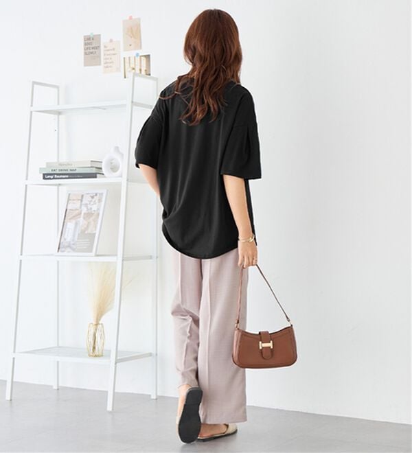 Viola e Viola（ヴィオラ エ ヴィオラ）の「袖タックチュニックTシャツ（チュニック）」｜詳細画像