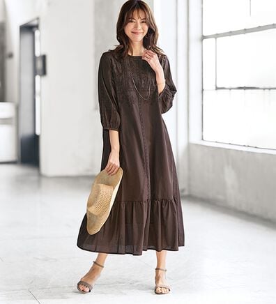 BELLUNA（ベルーナ）の「インド綿胸元デザインワンピース（その他ワンピース）」