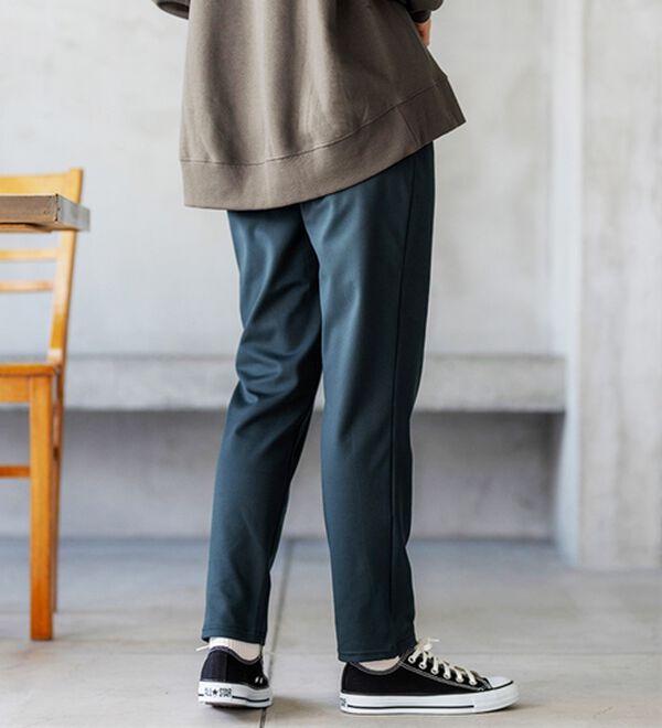 BELLUNA（ベルーナ）の「新触感！マシュマロみたいななめらかストレッチパンツ（フルレングスパンツ）」｜詳細画像