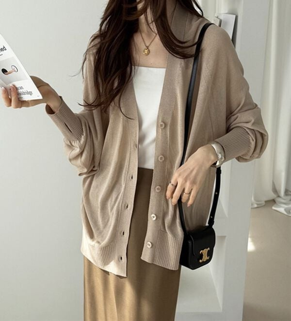 GeeRA（ジーラ）の「接触冷感！Ｖネックカーディガン（ニットカーディガン）」｜詳細画像