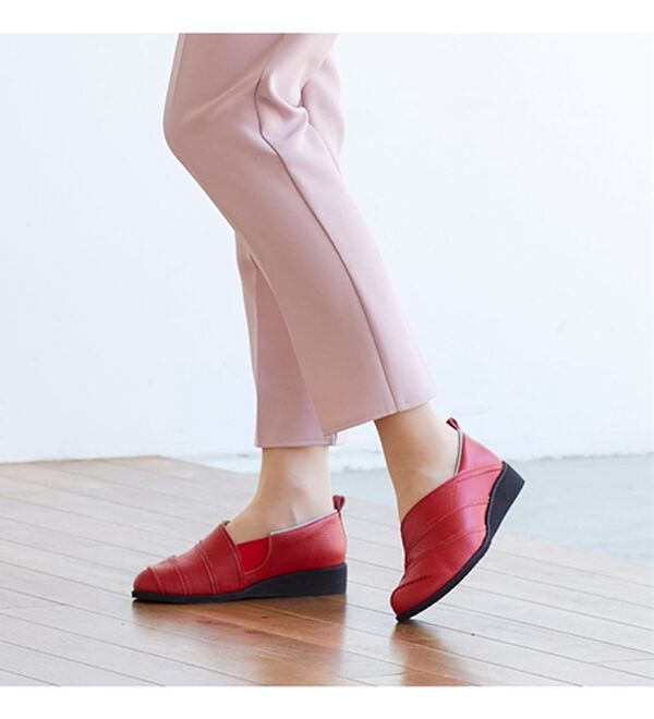 BELLUNA（ベルーナ）の「柔らか～！イタリアンレザー快適スリッポン（スリッポン）」｜詳細画像