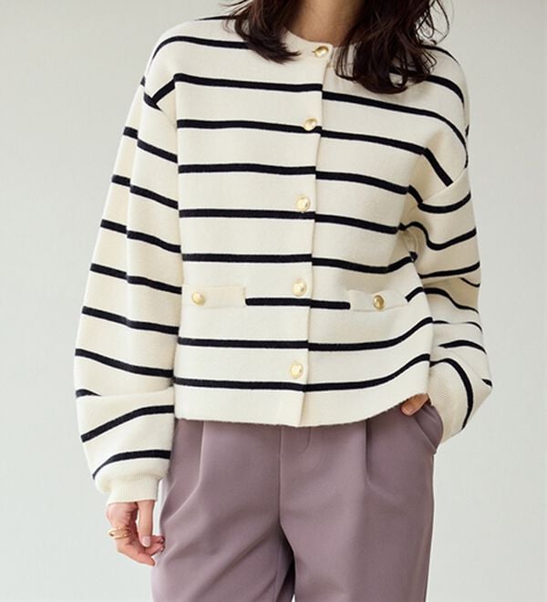 RANAN（ラナン）の「【4つの機能付き】洗える！ゴールド調ボタンニットカーディガン（ニットカーディガン）」｜詳細画像